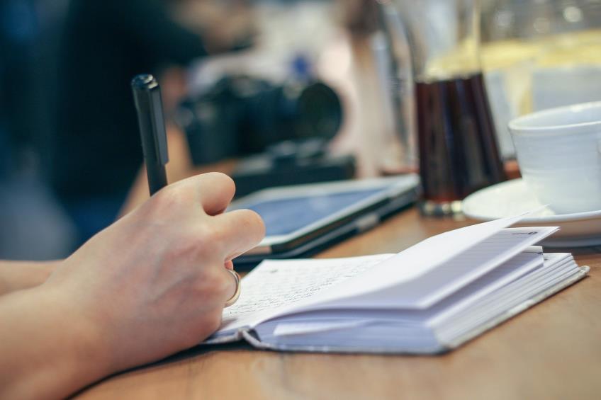 Cum se desfasoara colaborarea intre agentiile pentru plati si inspectie sociala si inspectoratele teritoriale de munca pentru verificarea zilierilor pentru care se acorda masura de sprijin conform art. 4 din OUG 132/2020